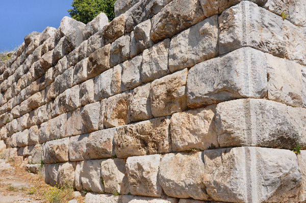 Priene, Terrace Wall