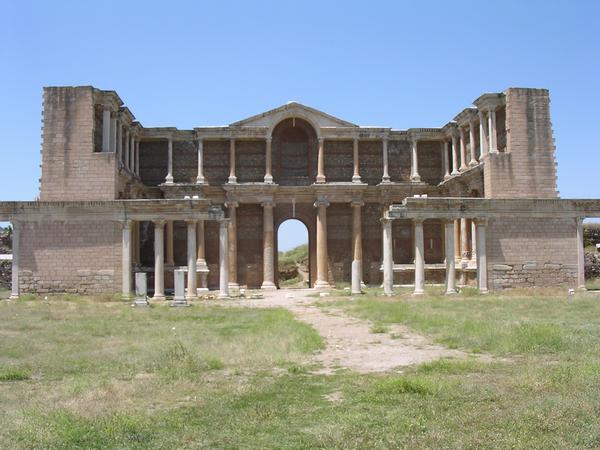 Sardes, Gymnasium (1)