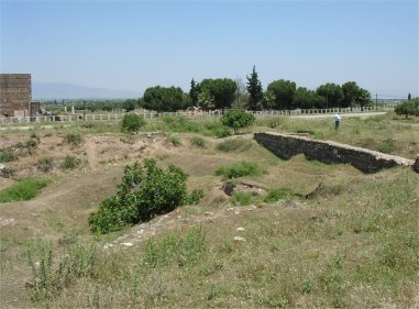 Sardes, Lydian market