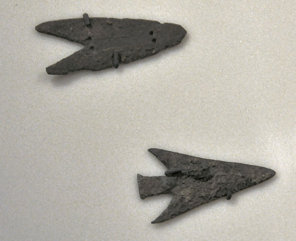 Troy VI, Arrowheads