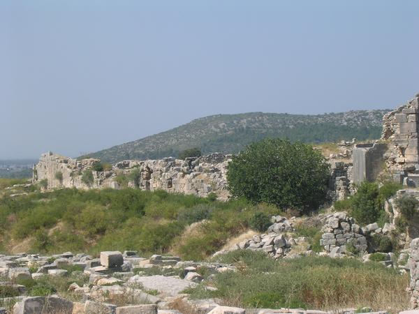 Xanthus, Terrace wall