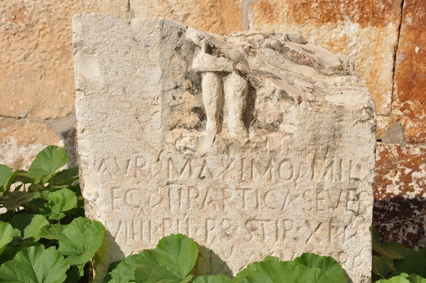 Apamea, Tombstone of Aurelius Maximus, soldier of II Parthica