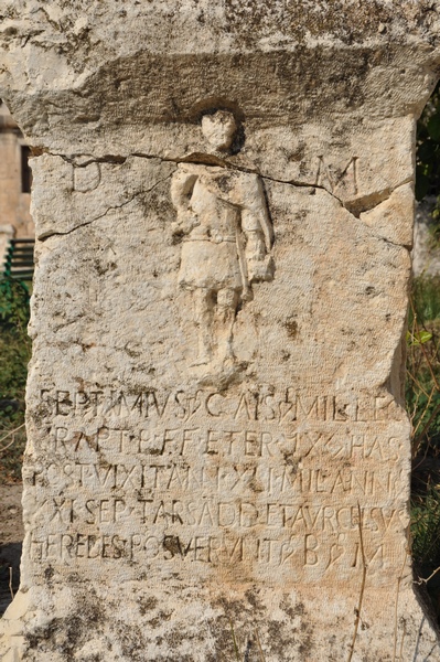 Apamea, Tombstone of Septimius, soldier of II Parthica, detail