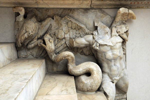 Pergamon Altar, detail (2)