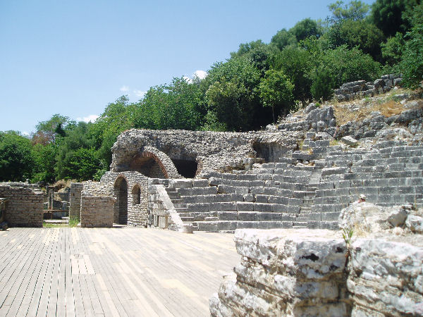 Buthrotum, Theater, Orchestra