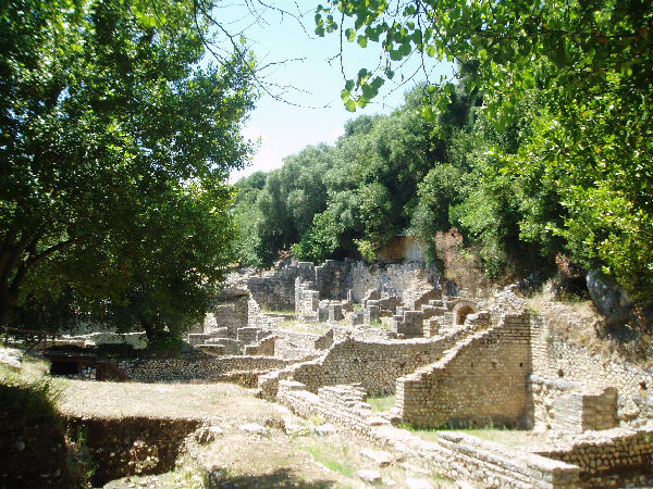 Buthrotum, Stoa and temple of Athena