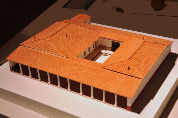 Tongeren, Model of an urban villa