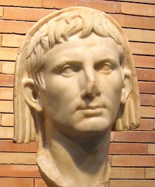 Portrait of Augustus as pontifex maximus