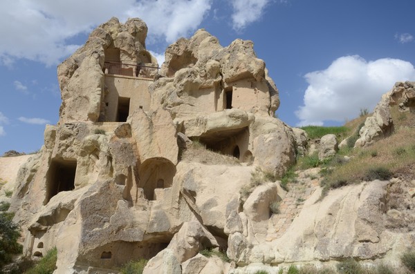 Cappadocia, cave dwellings near Göreme (2)