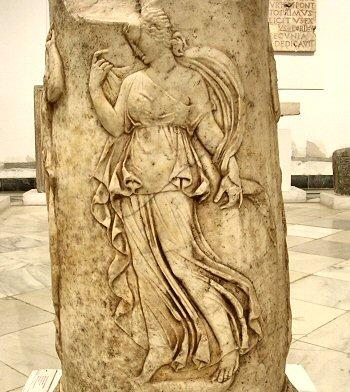 Italica, Theater relief: Dancing maenad (3)