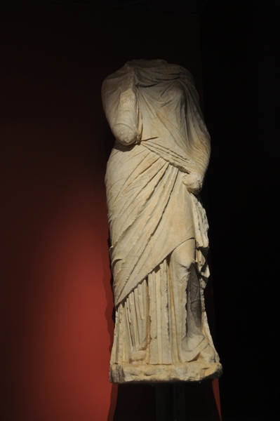 Limyra, Ptolemaion, Statue of a lady