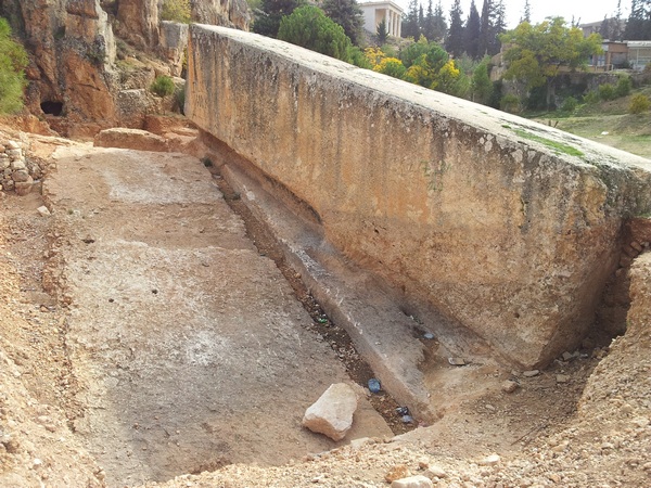 Baalbek, Hajar al-Hibla and new stone