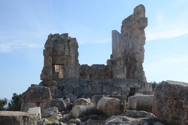 Majdel Anjar, North view of the temple