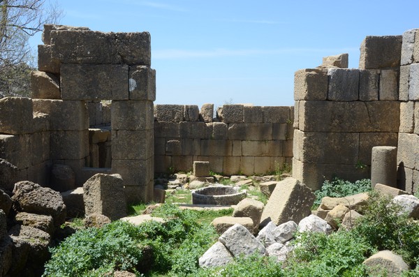 Faqra, Temple of Atargatis, Cella (2)