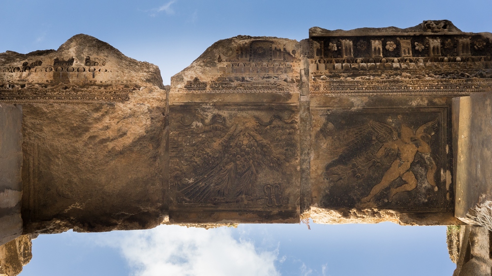 Baalbek, Temple of Bacchus, Lintel