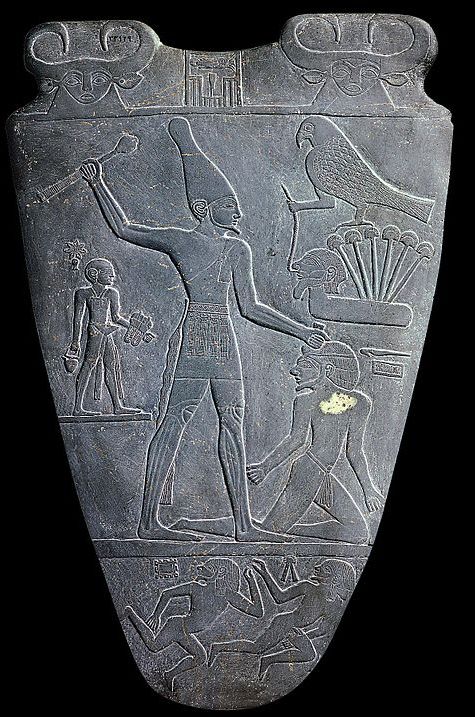 Hierakonpolis, Narmer Palette, obverse