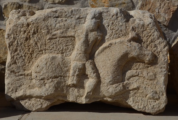 Bishapur, Small relief of a horseman