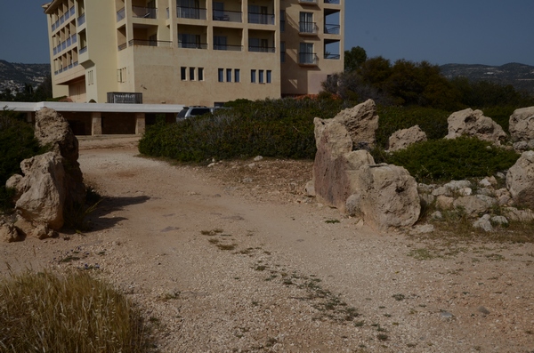 Maa, Mycenaean Wall, Postern gate