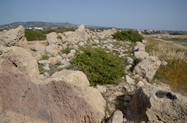Maa, Mycenaean Wall, Cross-section