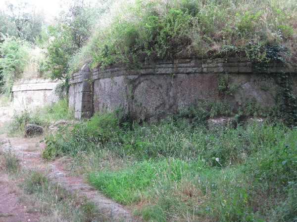 Caere,  Banditaccia necropolis, Tumulus tomb
