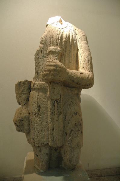 Lepcis Magna, Statue of a suffete