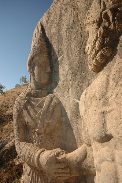 Arsameia, Site 3: Dexiosis Relief, Antiochus (2)