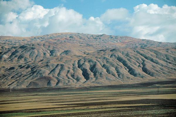 Halys (Kizil Irmak), Gulleys along the river