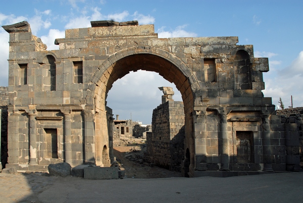 Bosra, Nabataean Arch