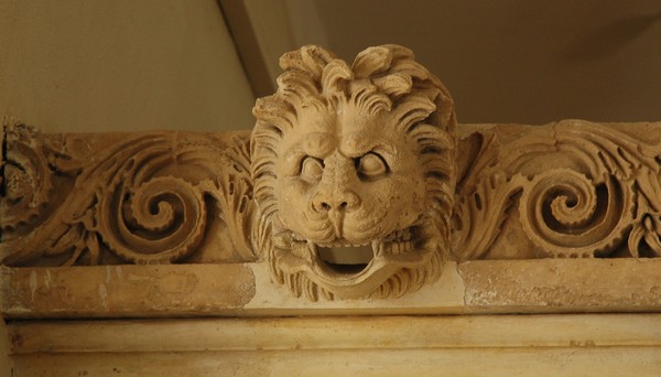Epidauros, Lion