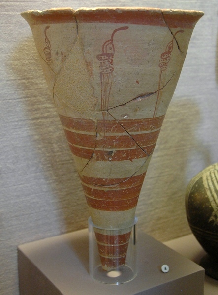 Ugarit, Cretan vase