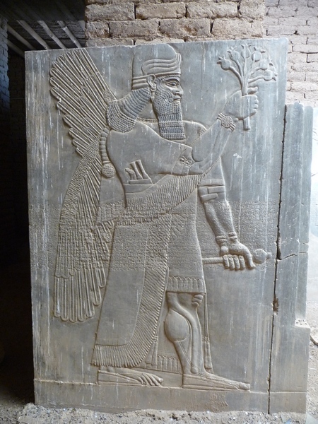 Nimrud, Northwest Palace of Aššurnasirpal II, Genie (2)