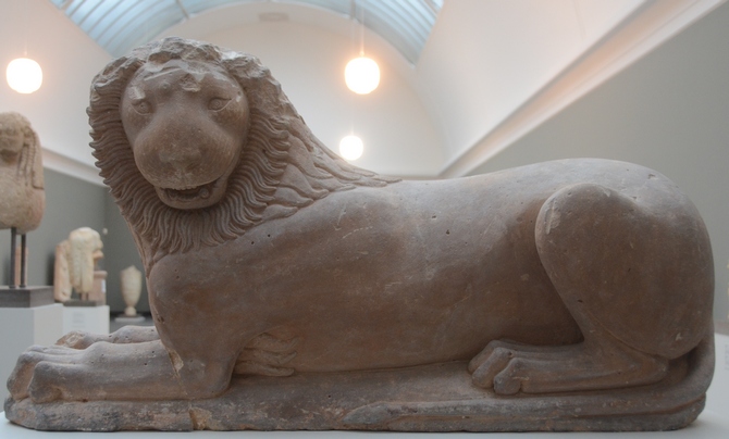 Corinth, Stone lion (2)