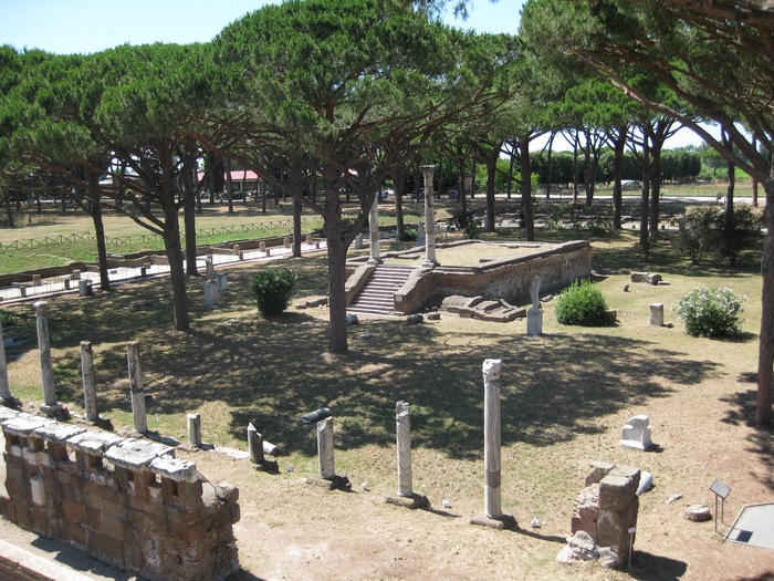 Ostia, Piazzale delle corporazioni (1)