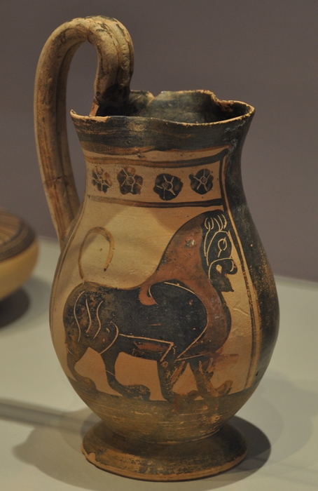 Thessaloniki, Corinthian Pottery with a lion