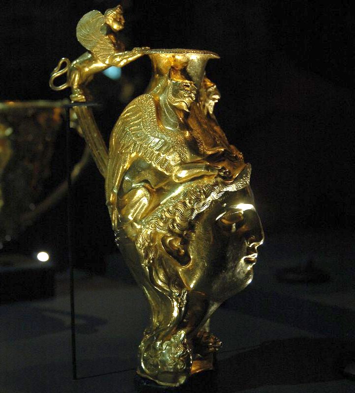 Panagyurishte Treasure, Rhyton with an amazon's head