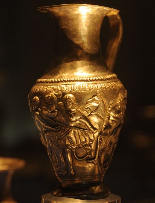 Rogozen Treasure, Vase with amazons