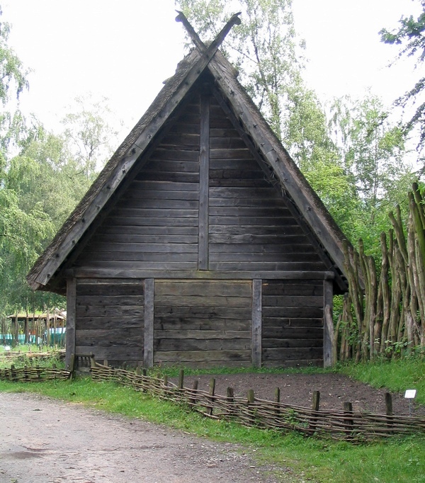 Barkhauser Berg, Germanic farm (reconstruction)
