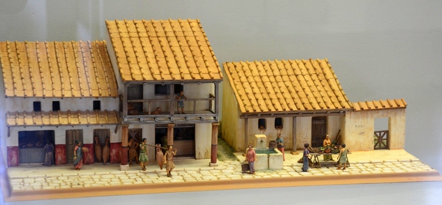 Reims, Model of urban houses