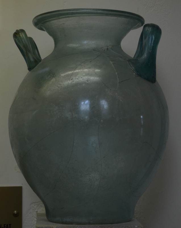 Reims, Glass Urn