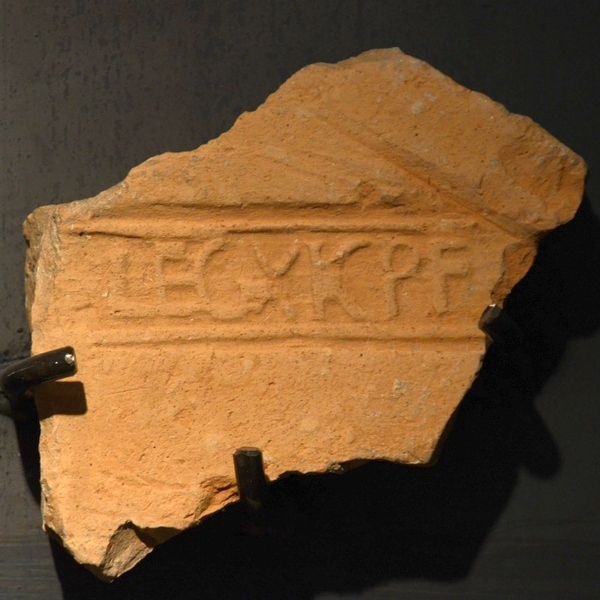 Burnum, Tile of XI Claudia (2)