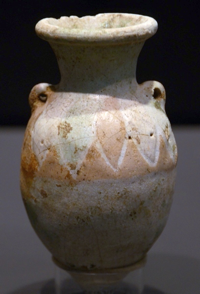 Aššur, Glazed pottery