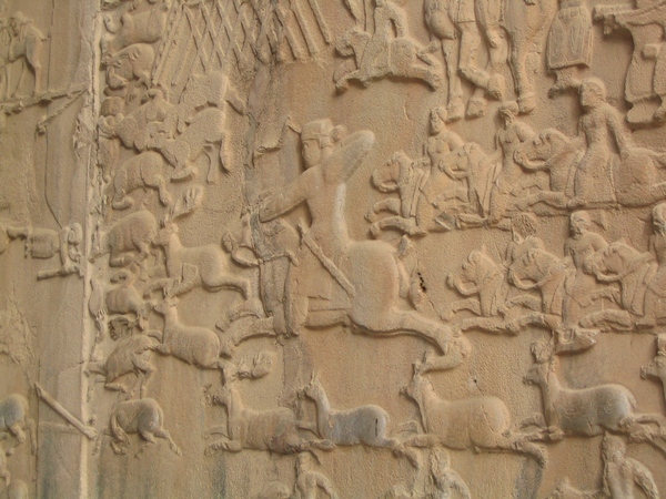 Taq-e Bostan, Large cave, Hunting scene (3)