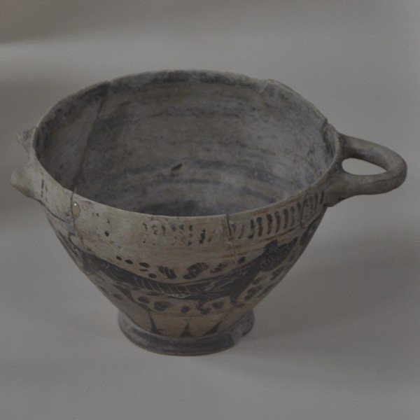 Tenedos, Corinthian pot (2)