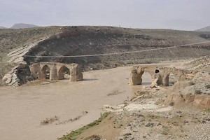 Kavar bridge