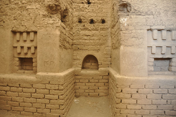 Tepe Nush-e Jan, Fire sanctuary