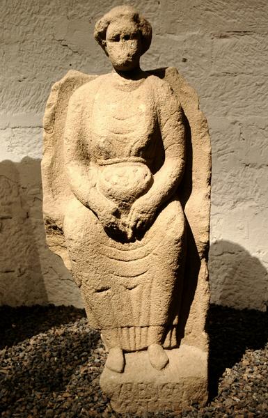 Bad Cannstadt, Statue of Herecura