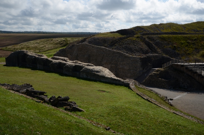 Andesina, Amphitheater, Exit (1)