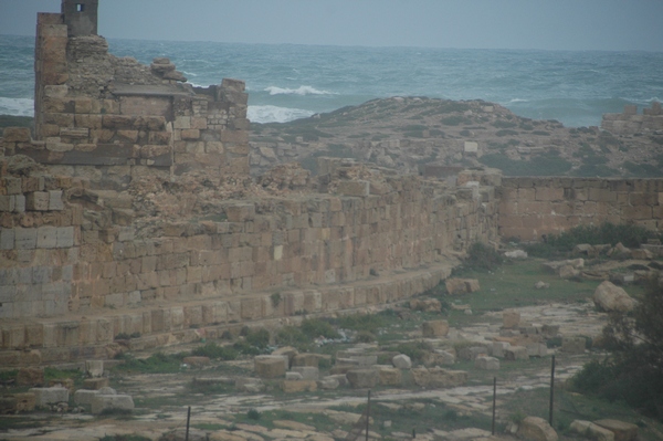 Lepcis Magna, Port, Byzantine wall