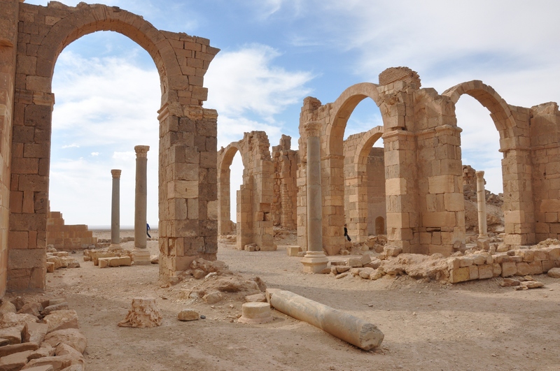 Qasr al-Hayr, Inside