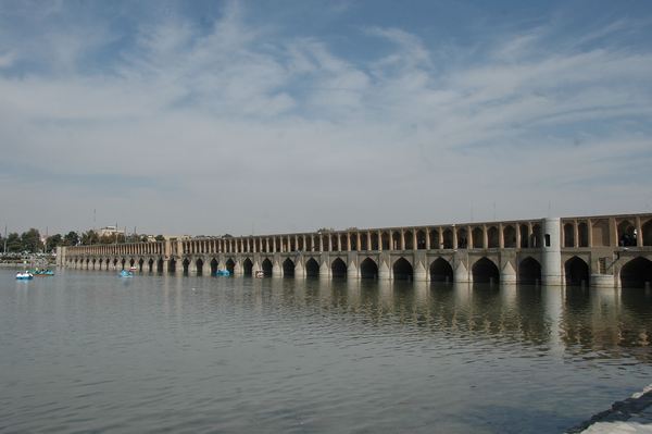 Isfahan, Zayandeh Rud (and the Si-o-se Bridge)